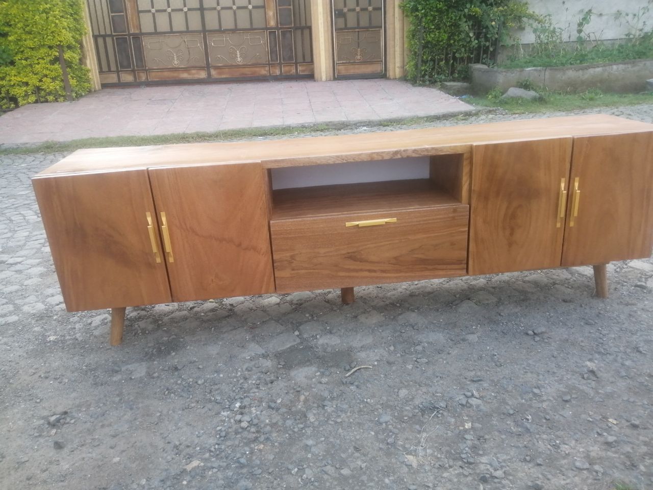 Tv stand 2